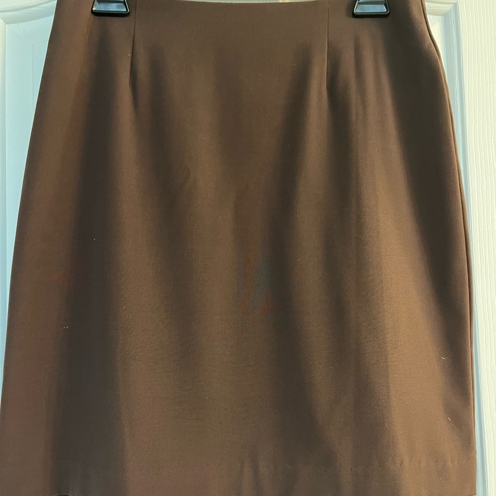 B Moss Ladies Brown Skirt Size 6